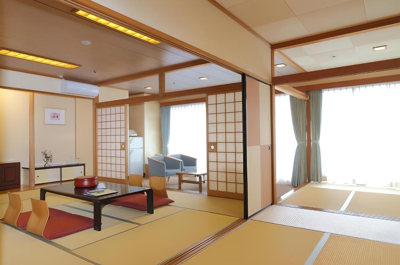 New Sunpia Tsuruga Hotel Exterior photo